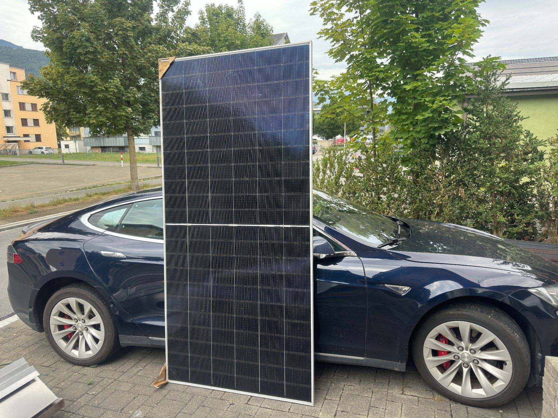 Panneaux solaires: Solarpanel 630 Wp Grossformat – Neuf avec emballage d'origine à Sevelen par sagittariusA