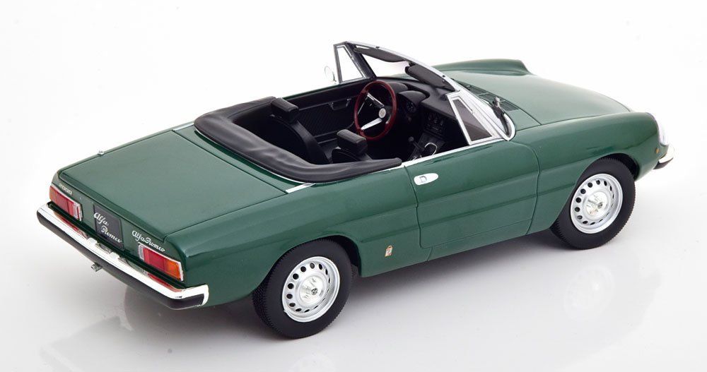 自動車 ALFA ROMEO SPIDER VELOCE 2000 1/18 Amazon.com: 1:18 Scale Diecast | Alfa Romeo 2000 Spider 1978