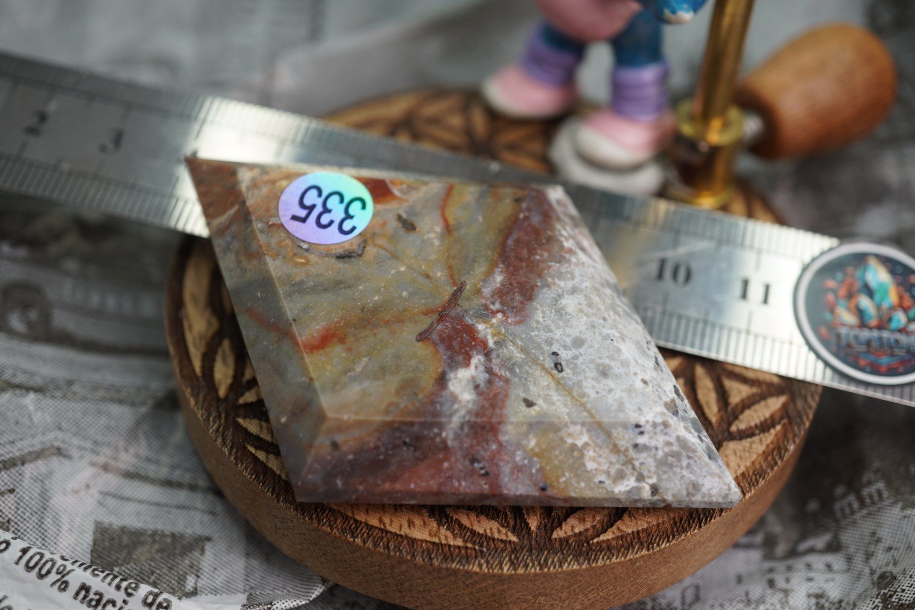 Minerali & Pietre curative: Crazy Lace   Achat  Triangel   ab  1.- – Nuovo e nell'imballaggio originale da Eschenbach SG venduto da topstone 3