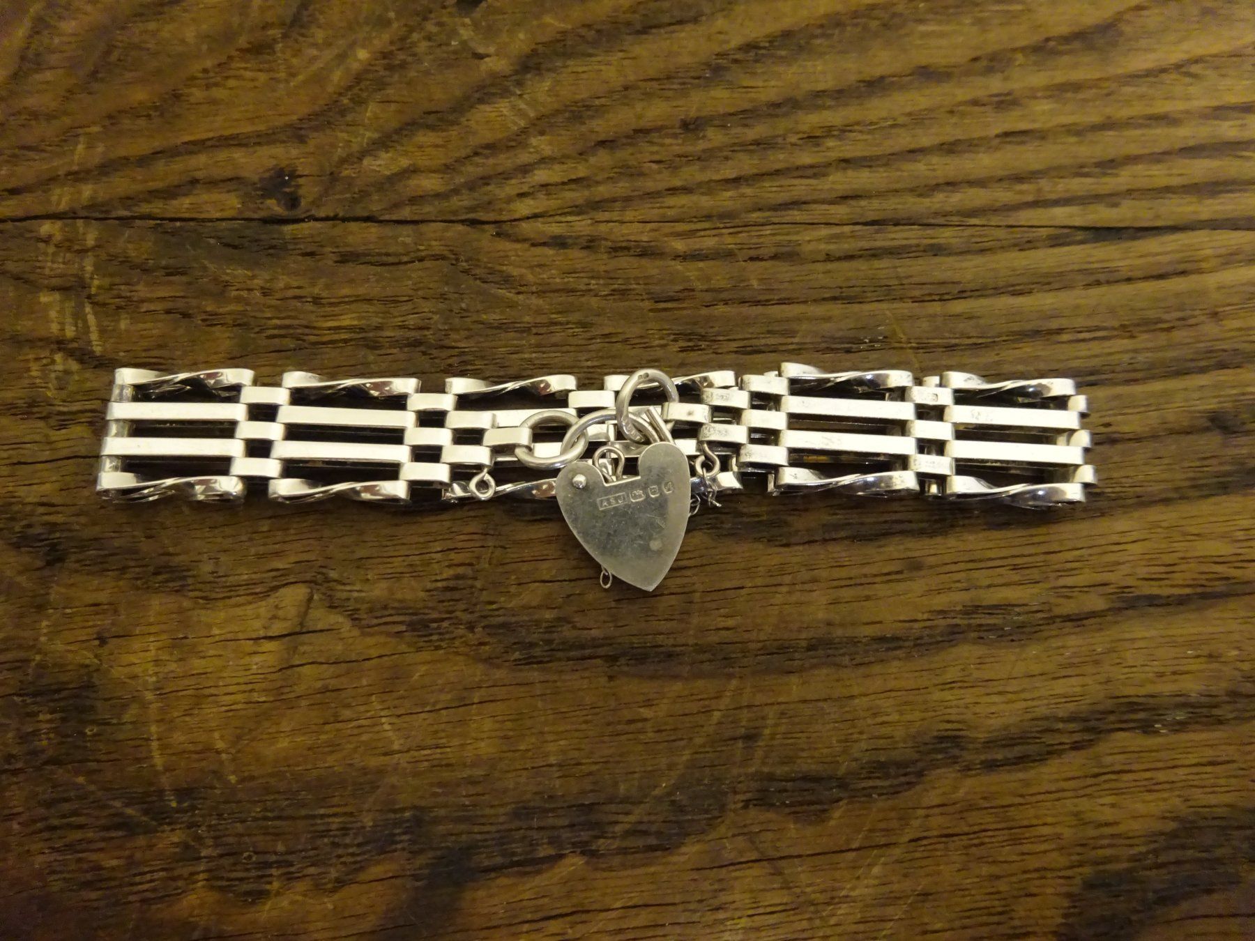 Bracciali & Braccialetti: Armband Herz Schloss / echt Silber – Usato da Oetwil am See venduto da Golfsud 3