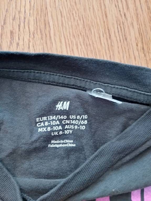 Hemden, T-Shirts & Polos: Shirt langarm (Grösse 134/140) – Gebraucht aus Zürich von Schneemaah 1