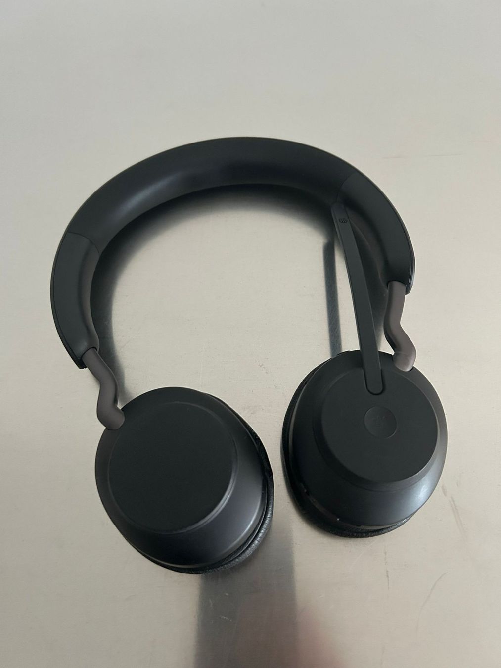 Cuffie: Cuffie Jabra Evolve2 65 Wireless Bluetooth - con Custodia – Usato da Zürich venduto da RayLam