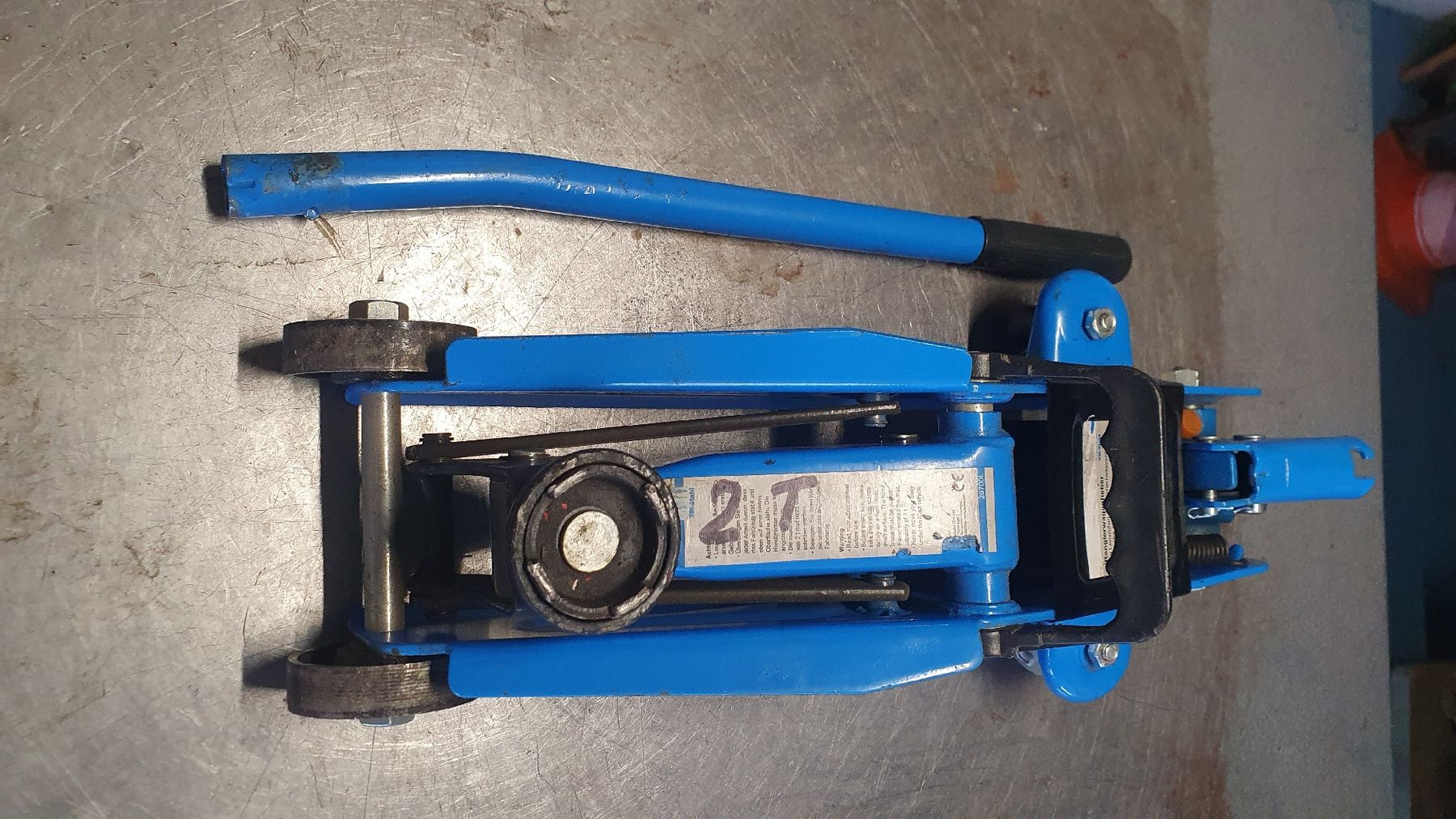 Hebebühne & Wagenheber: Rangierewagenheber – Gebraucht aus Maienfeld von RobofixAG 1