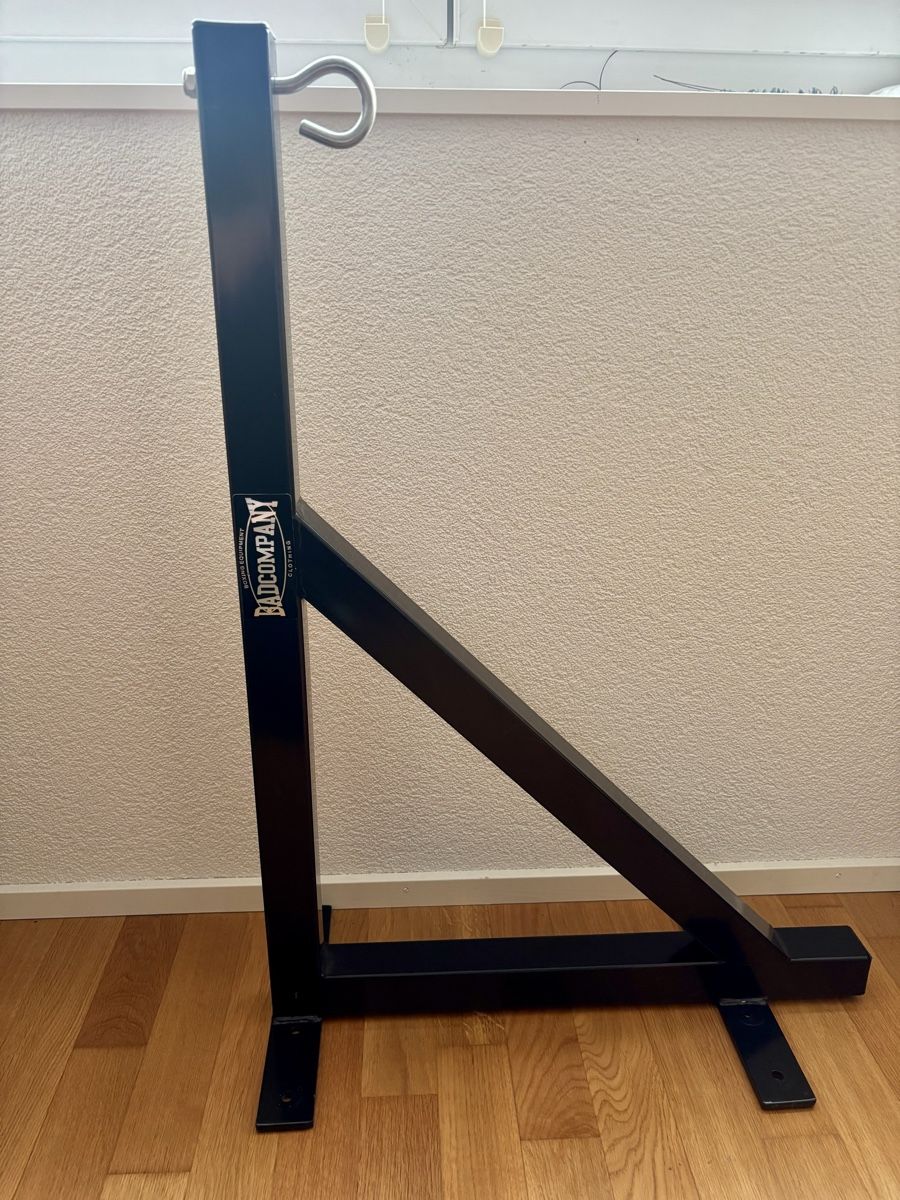 Sacchi da boxe: BAD COMPANY Boxsack mit Wandhalterung – Usato da Herzogenbuchsee venduto da bir_52nf 2