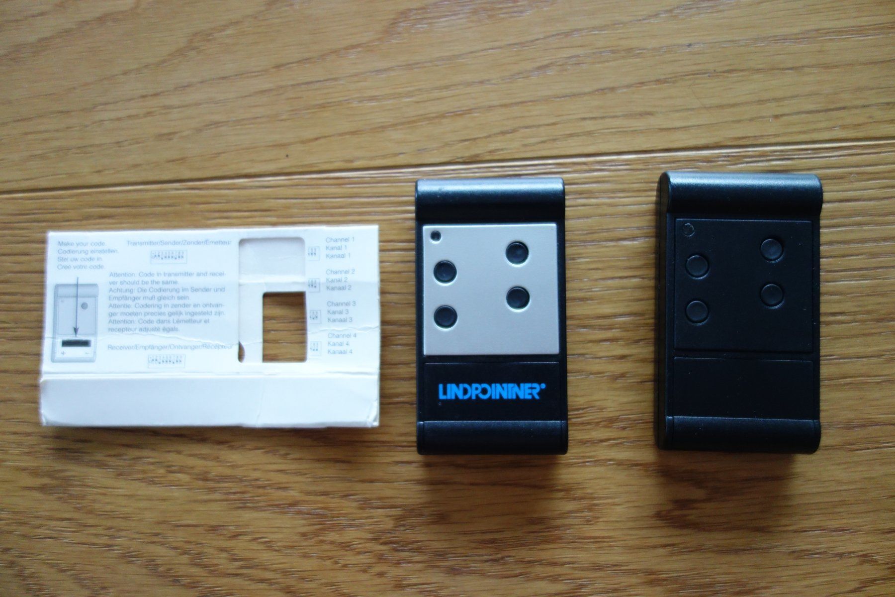 Télécommandes: Lindpointer Handsender Garagentor (2 Stück) – D'occasion à Maienfeld par miss_esthi