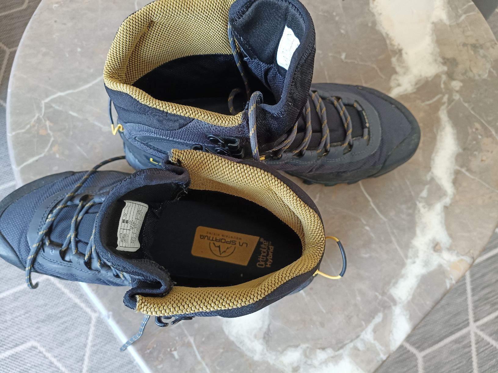 Scarpe da uomo: Wanderschuhe – Usato da Davos Dorf venduto da rit_b5gd 1