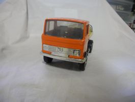 TIN TOY  BLECH  MERCEDES  MADE IN W. GERMANY TANKER   22 CM