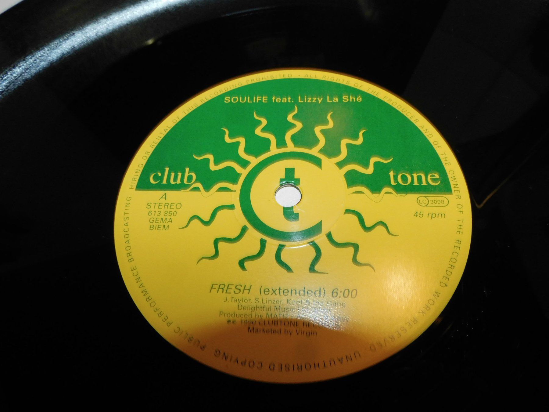Dischi in vinile: LP  - Fresh extended Reality -  Ectended Mix - - Mix Remixed – Usato da Sursee venduto da 76 5