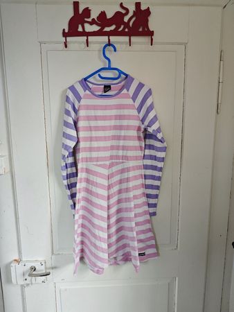 Kleid von Villervalla Gr 152