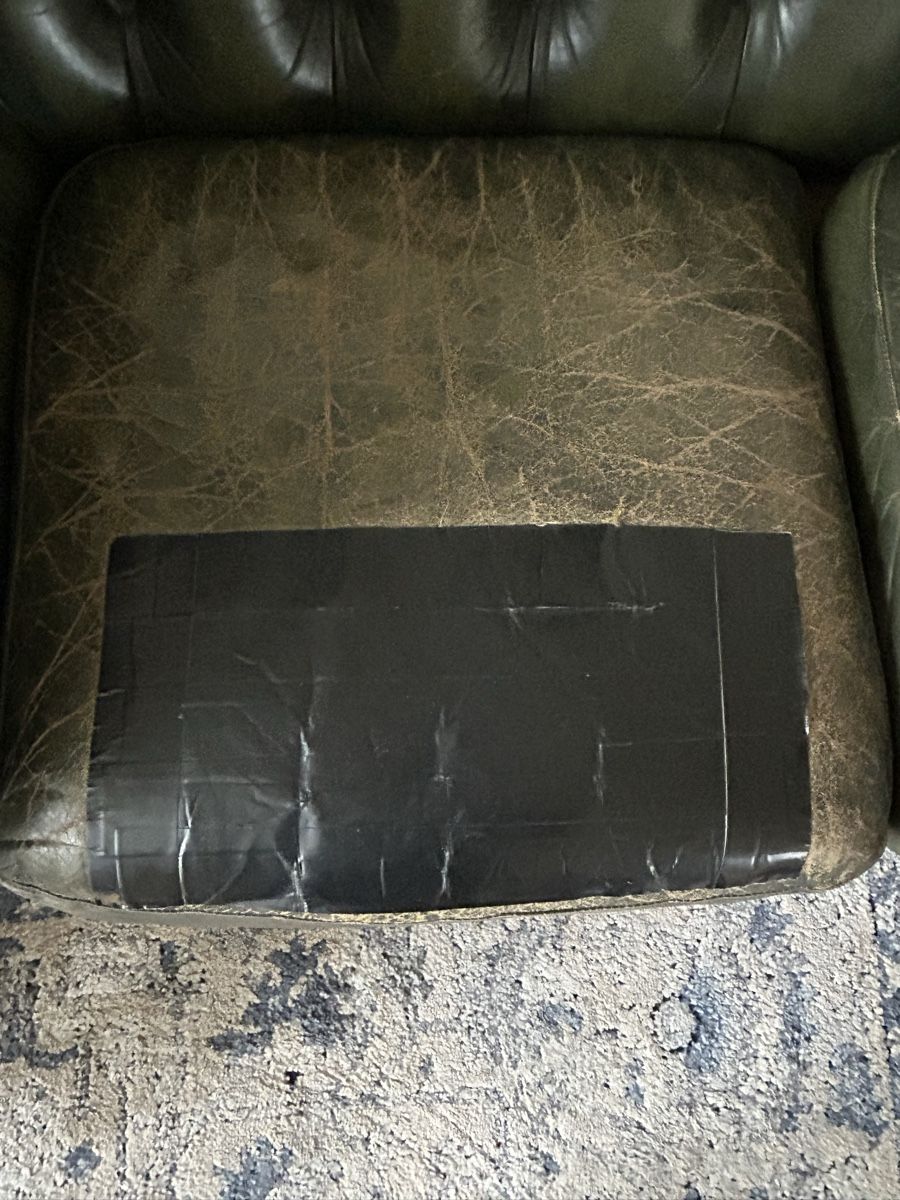 Chesterfield Divani: Chesterfield Sofa Grün  – Usato da Winterthur venduto da lenolson 2