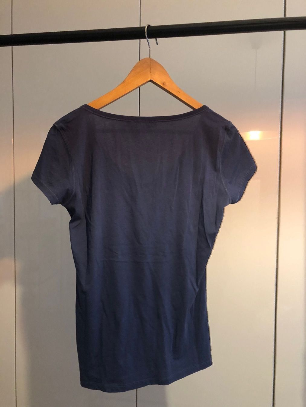 T-shirt: Dunkelblaues T-Shirt – Usato da Grenchen venduto da iagiag 1