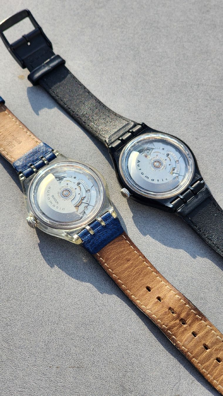 Swatch Orologi: Zwei Swatch Automatikuhren Lot – Usato da Horgen venduto da AJT 3