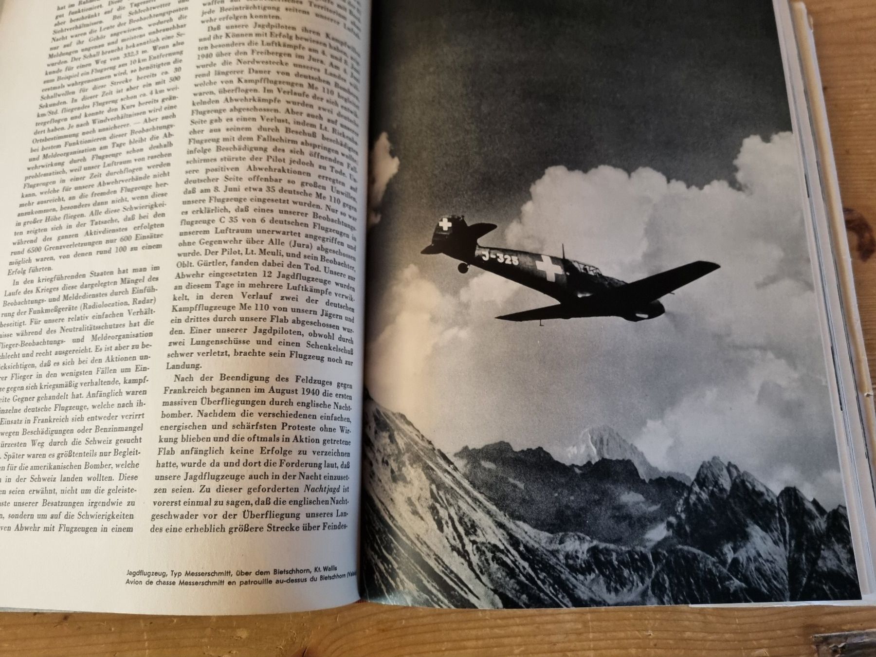 Libri: ARMEE UND VOLK 274 Seiten – Usato da Trachslau venduto da bastet06 4