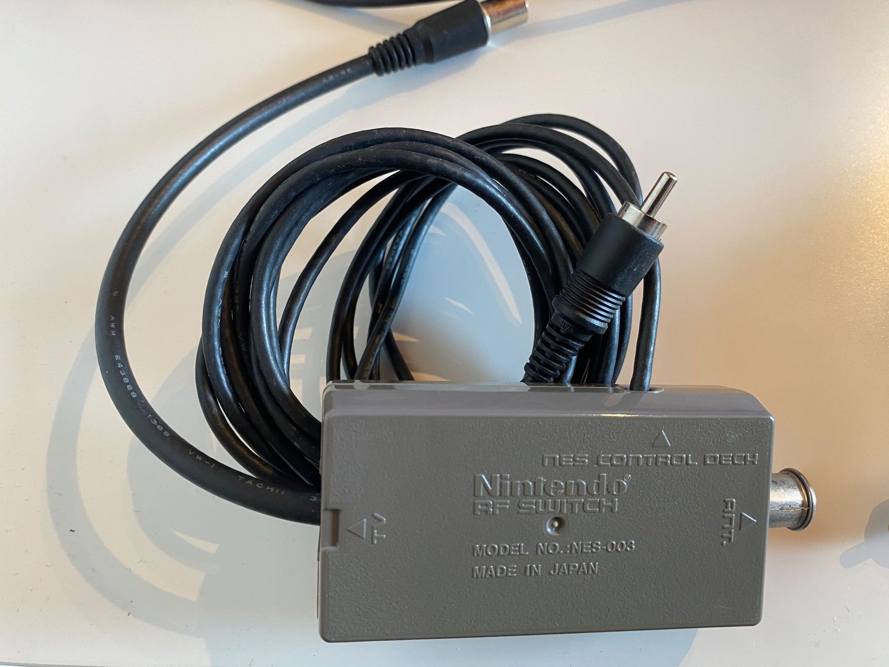 Nintendo Consoles: Nintendo NES + jeux + accessoires – D'occasion à St-Prex par Okoala 8