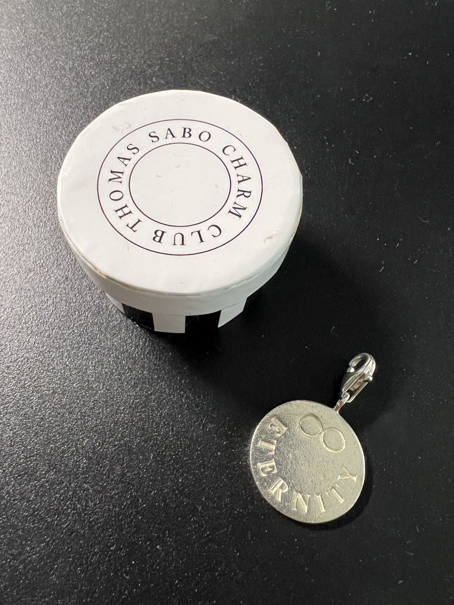 Thomas Sabo Ciondoli: Thomas Sabo Charm – Usato da St.Gallen venduto da Shopaholic5