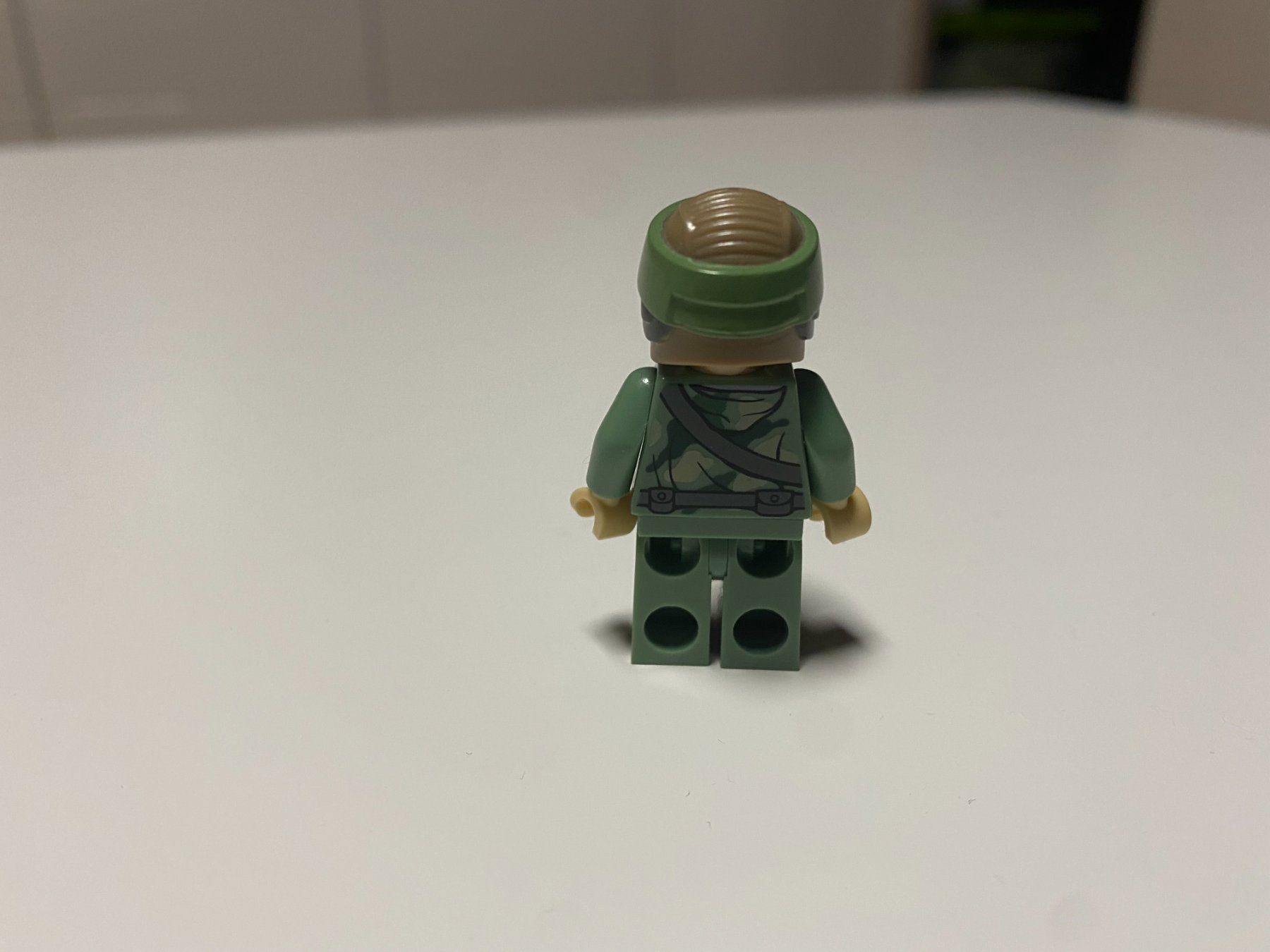 Lego Giocattoli: LEGO - STAR - WARS - FIGUR - ENDOR REBEL- COMMANDO STABBLE – Usato da Gelterkinden venduto da ajdt4 1