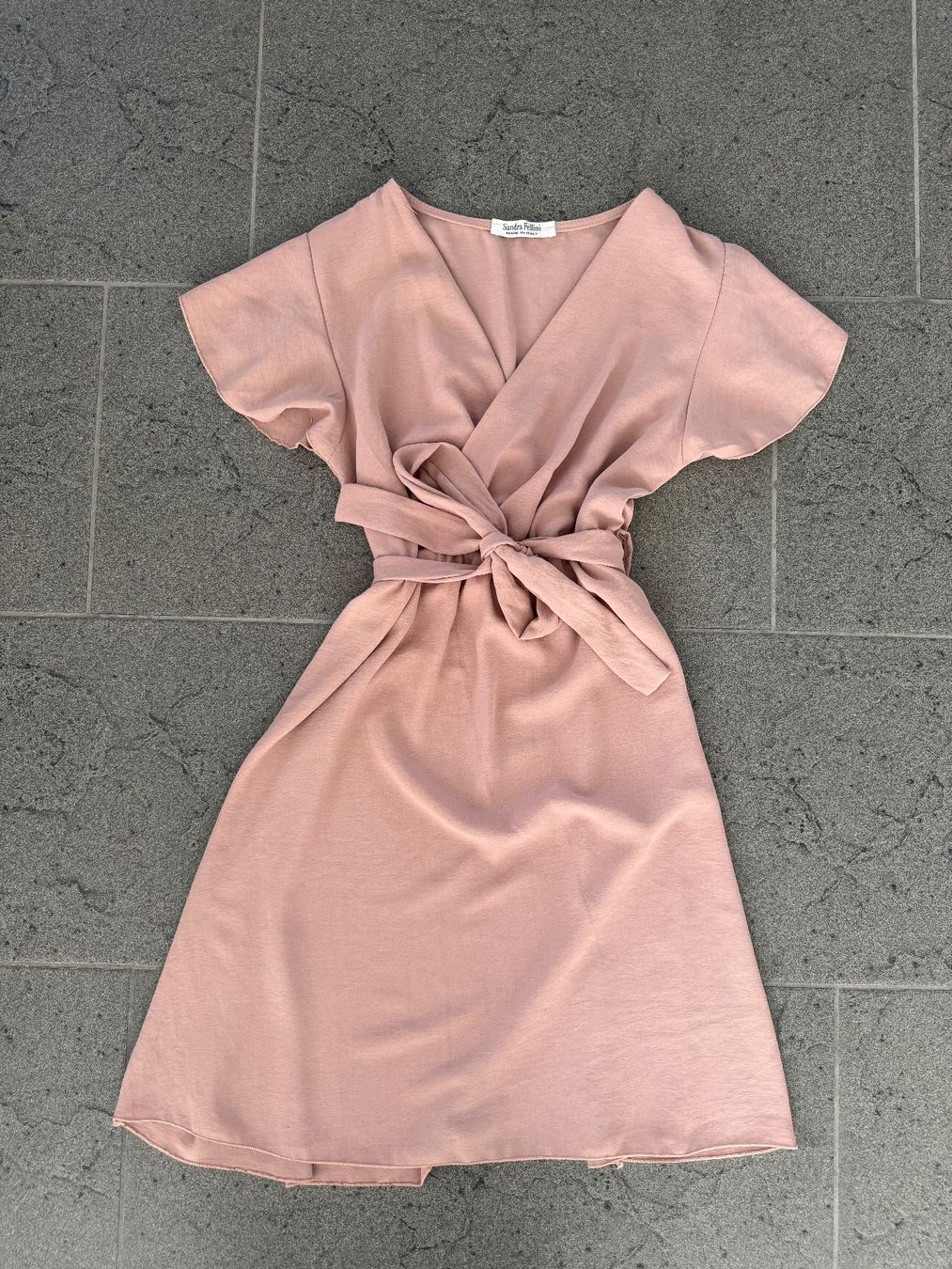 Vestiti: Kleid Sandra Fetti mit Bindegürtel – Nuovo (secondo la descrizione) da Rupperswil venduto da Nila_7
