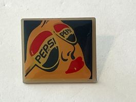 1 Pin Pepsi