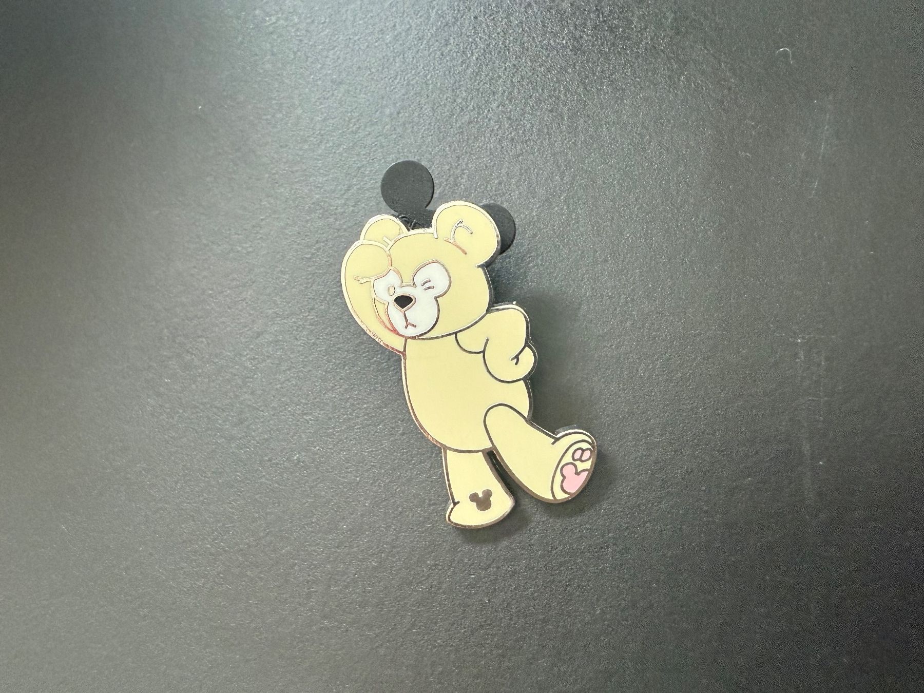 Plaketten & Abzeichen: Pin Original Disney Teddy Bear Bär – Gebraucht aus Galgenen von rub_f6kh