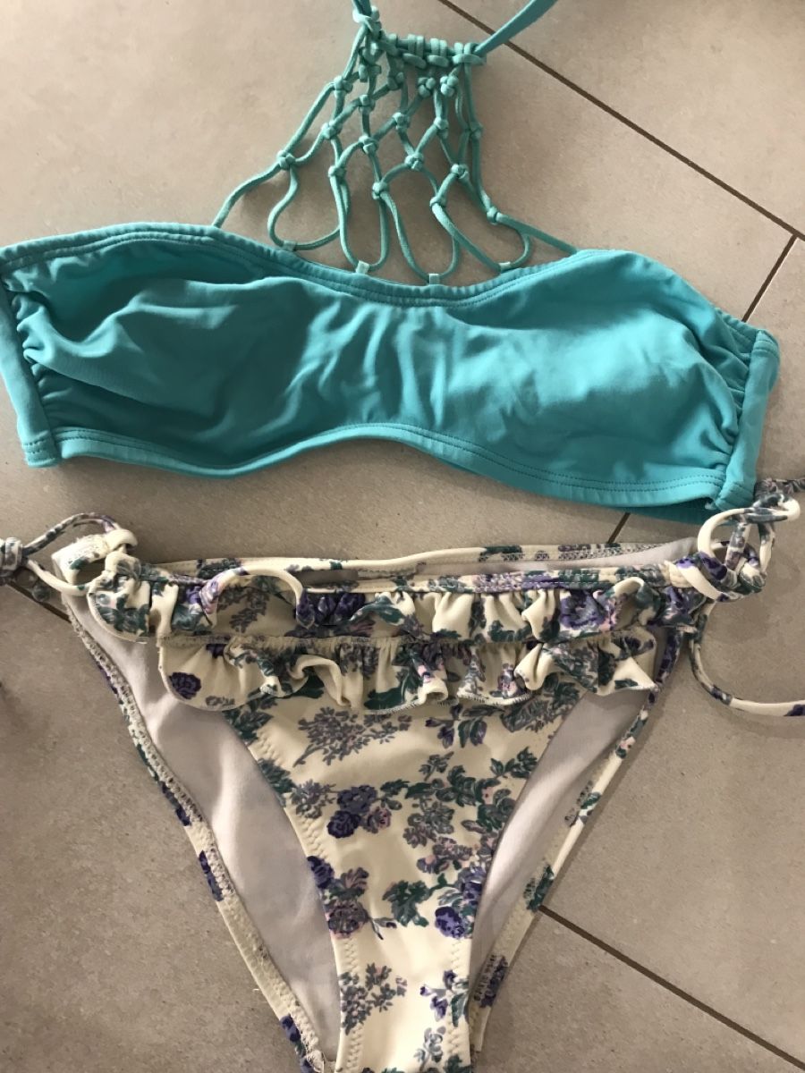 Costumi da bagno & Bikini: Besonderes Bikini – Usato da Rothrist venduto da ilodj