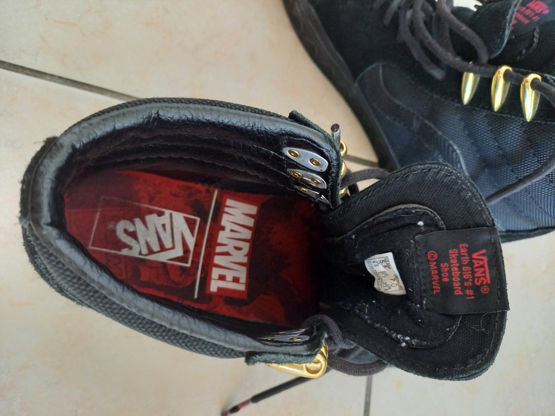 Vans Scarpe da uomo: Vans Marvel, Gr. 37 (Unisex) – Usato da Cormondrèche venduto da ohawa 2