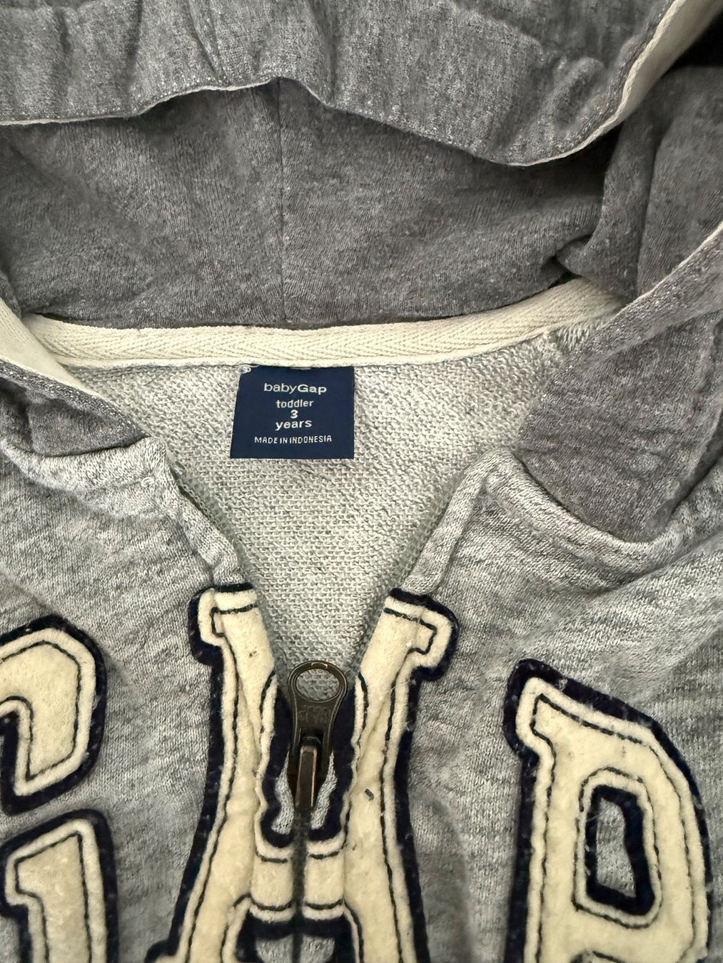 Gap Giacche & Cappotti: GAP Strickjacke Gr 3 jährige – Usato da Richterswil venduto da Eunoia85 1