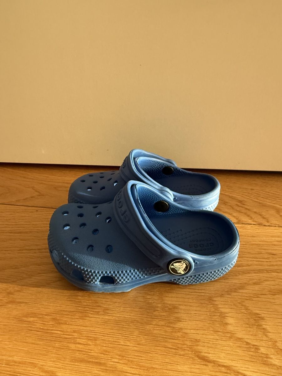 Scarpe per ragazzi: Crocs gr. 24/25 – Usato da Wittenbach venduto da Maria_sma 1