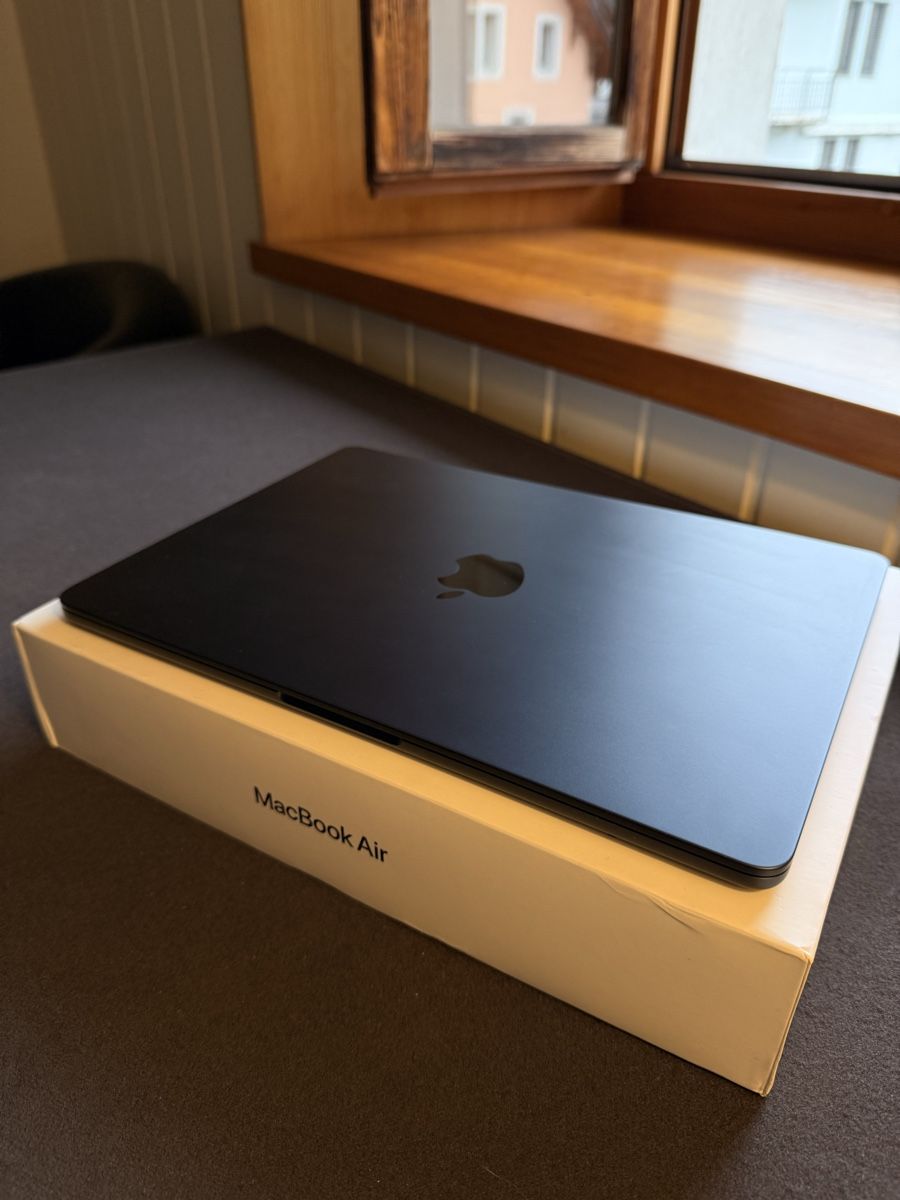 Apple Notebook: MacBook Air m2 2022 13,6 256gb – Usato da Le Sentier venduto da dar_hb62 7