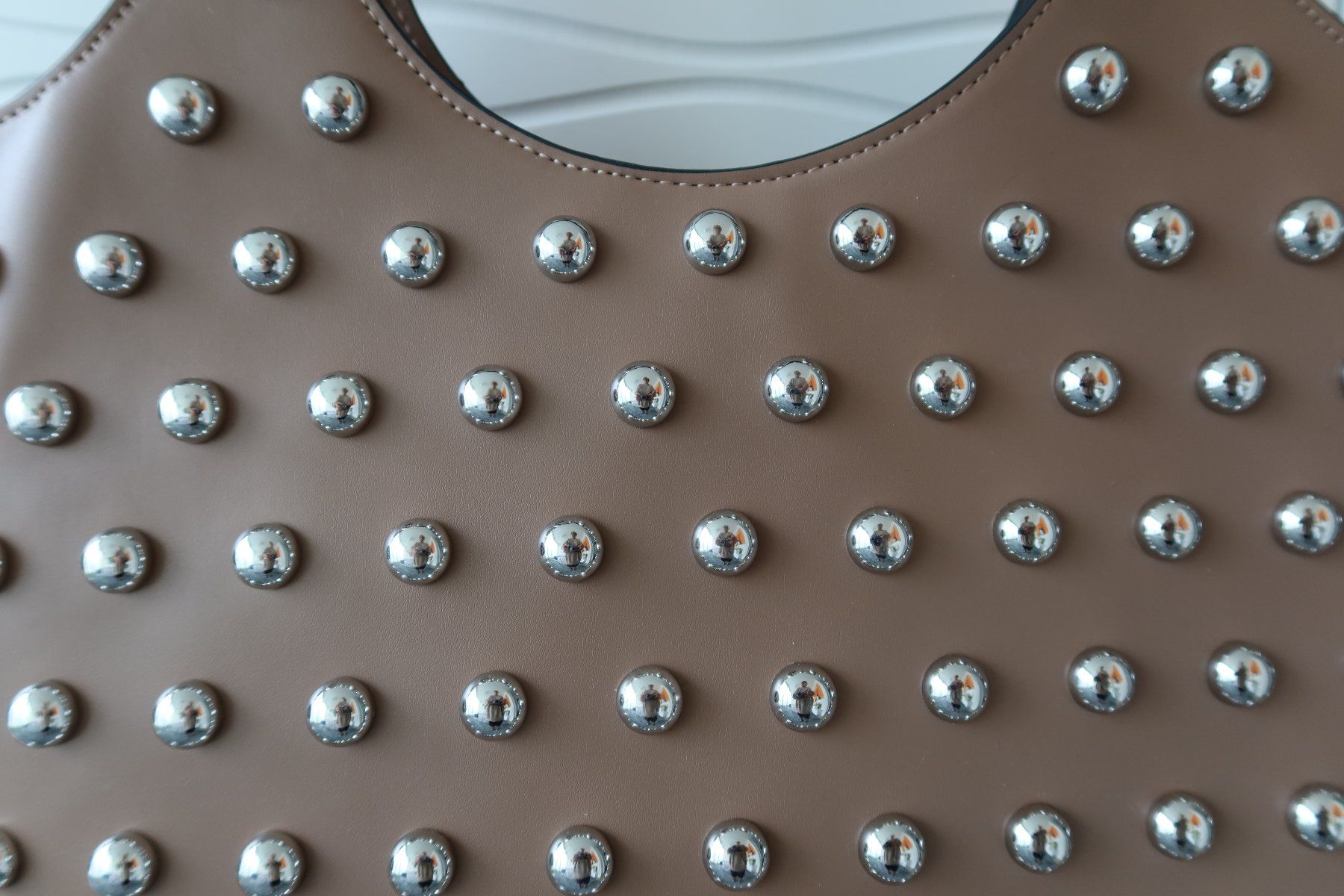 Taschen für Damen: Grosse Tasche von BCBGeneration, haselnussbraun, NEU – Neu und originalverpackt aus Zürich von Piki7 3