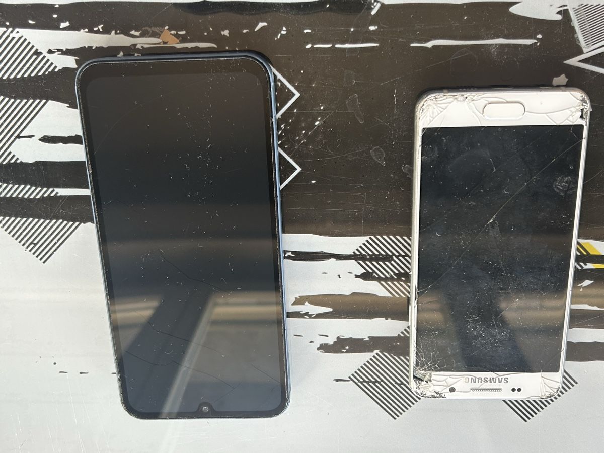 Samsung Handys / Smartphones: Lot Samsung  – Gebraucht aus Sierre von joa_9829 1