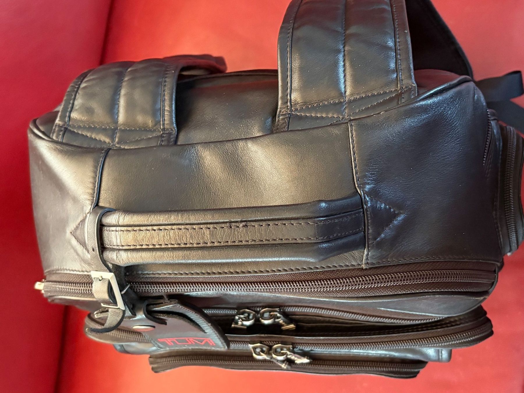 Tumi Sacs à dos: Echt Leder TUMI Rucksack – D'occasion à Oberweningen par Gerini 4