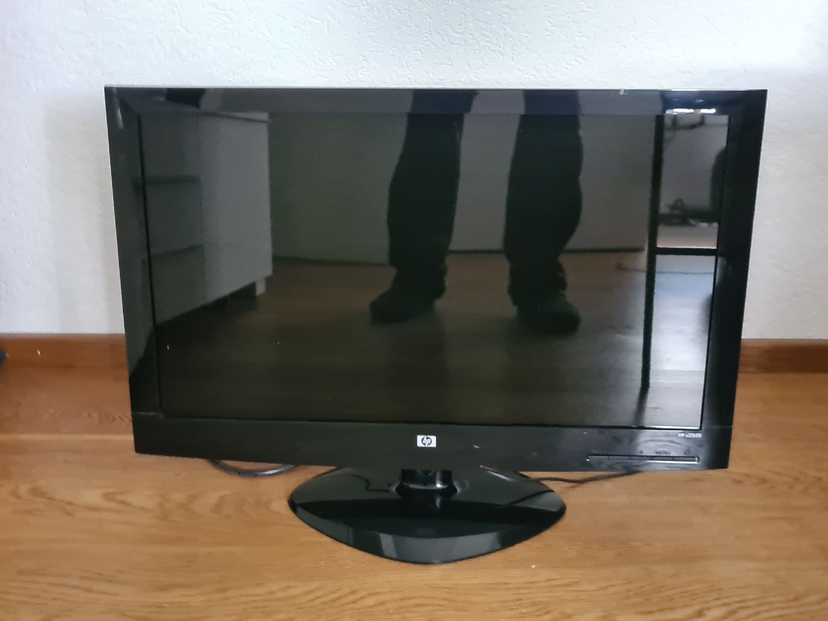Hewlett Packard Monitor: HP x23LED 23" Monitor – Usato da Aesch BL venduto da acv_6hyd