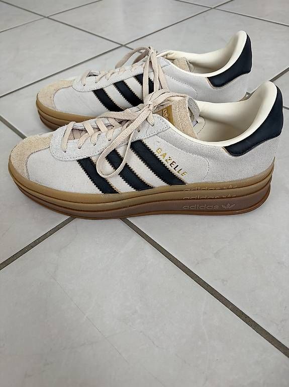 Adidas Scarpe da donna: Adidas Gazelle Sneaker – Nuovo (secondo la descrizione) da Welschenrohr venduto da sin_5fd9