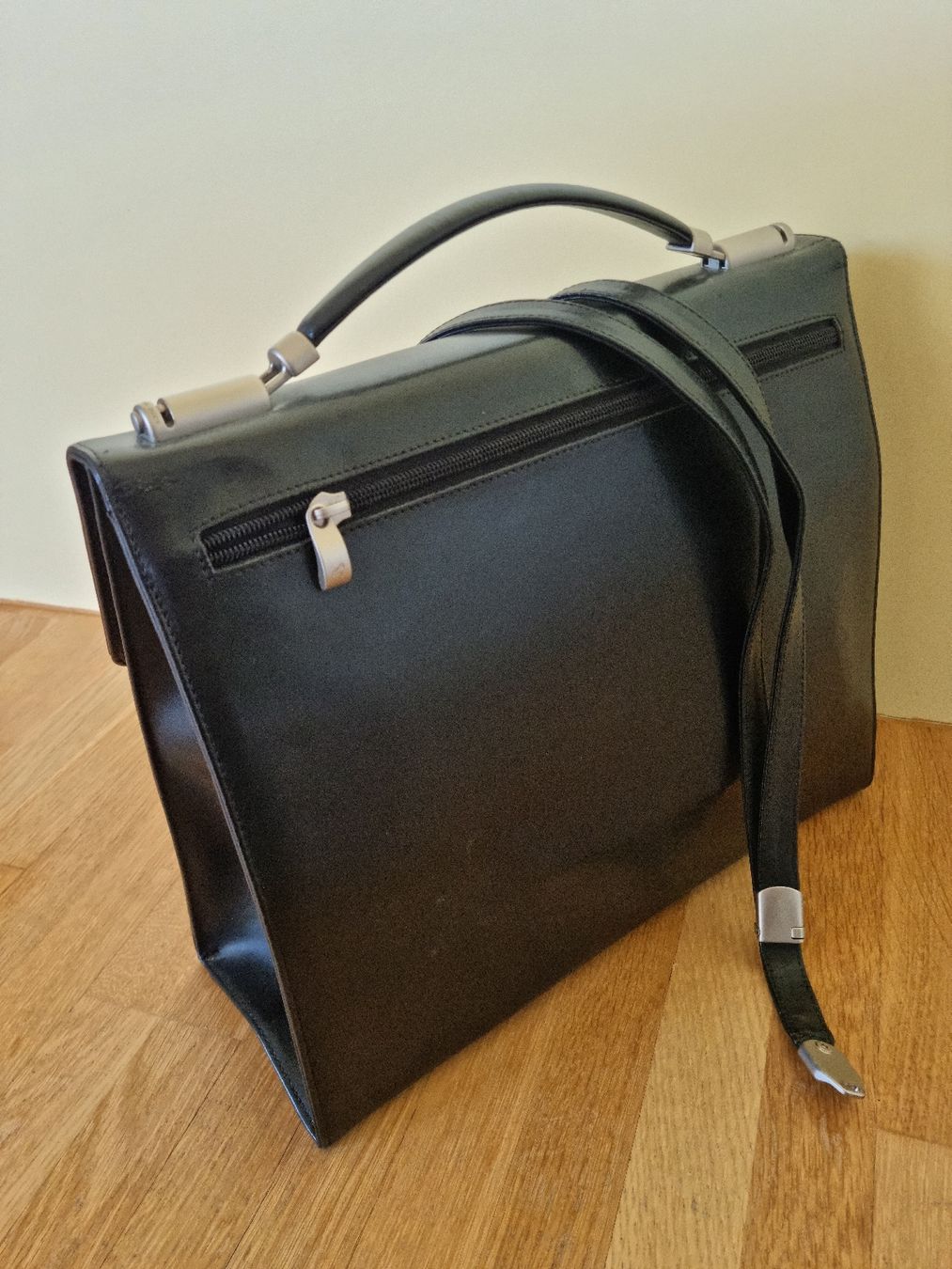 Mandarina Duck Sacs femmes: Mandarina Duck Bag – Neuf (Voir description) à Rüfenacht BE par LAF. 1