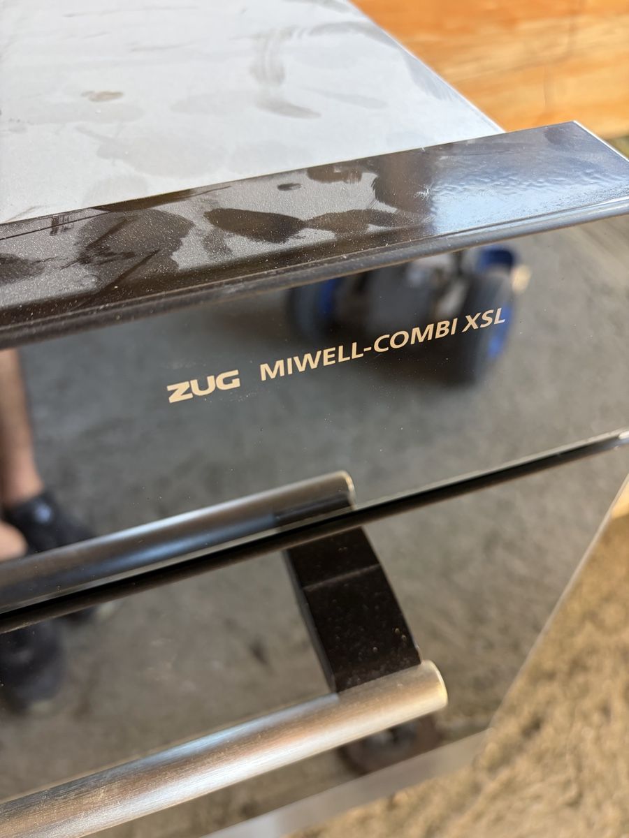 V-Zug Appareils de cuisine: Kombi Mikrowelle – D'occasion à Andwil TG par sirknollte 4