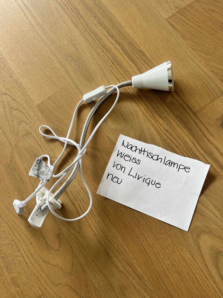 Livique Lampes: Nachttischlampe – Neuf (Voir description) à Wangen b. Olten par oli_f9b8