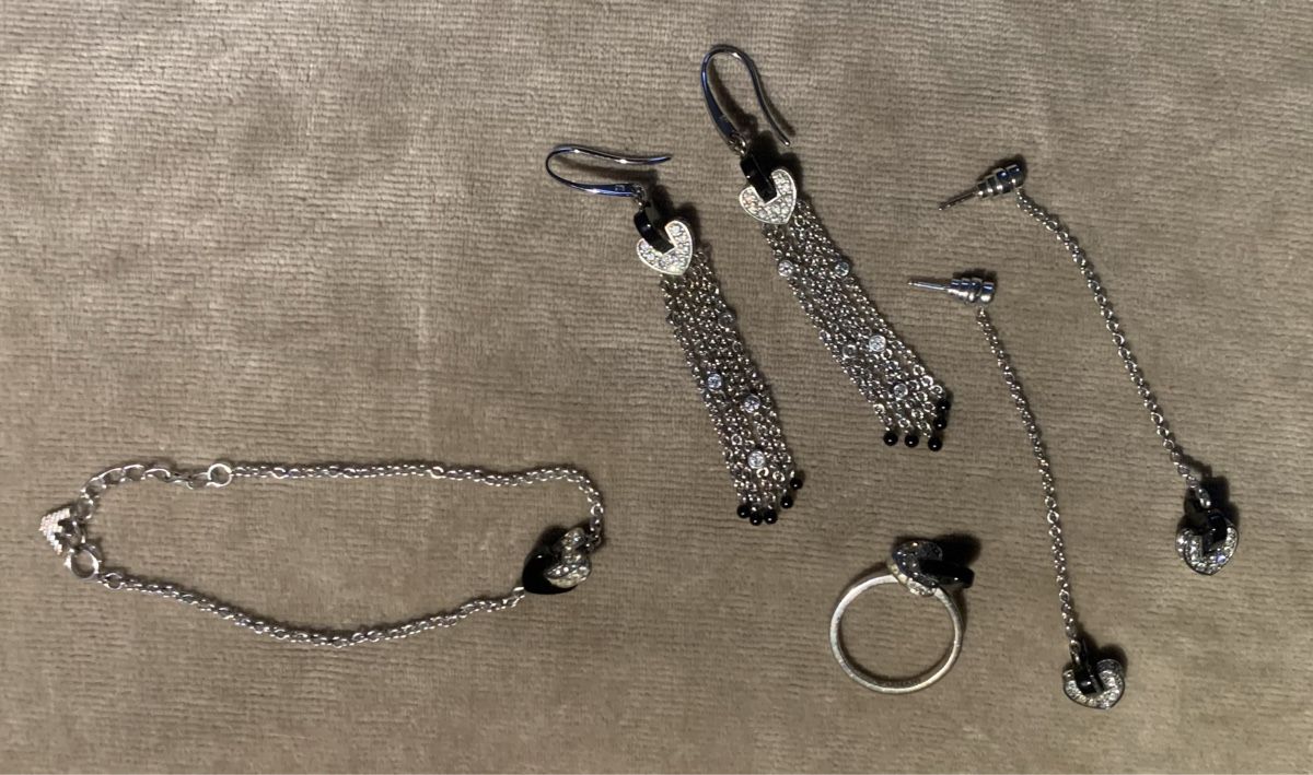 Armani Orecchini pendenti & Orecchini a lobo: Armani Schmuck Set – Nuovo (secondo la descrizione) da Lyss venduto da Sarah0116 7