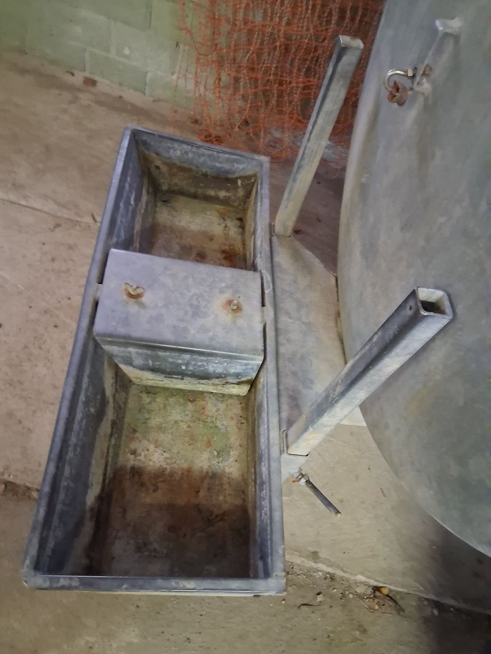 Accessori: Tränkefass Götschmann 2000Liter. – Usato da Olsberg venduto da hosshaumi 2