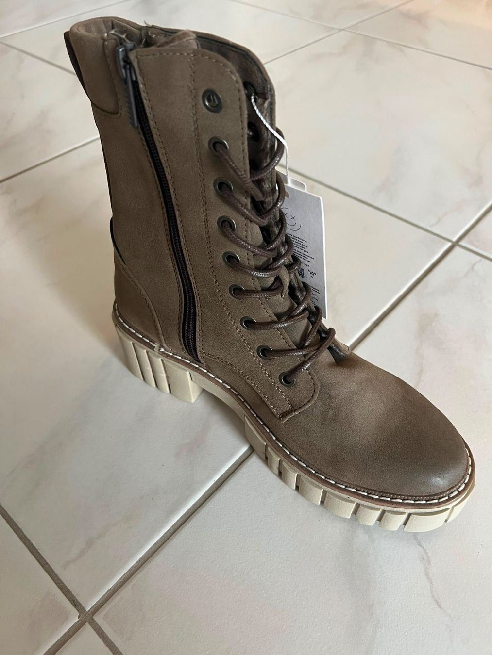 Mustang Scarpe da donna: Stiefel Mustang – Nuovo (secondo la descrizione) da Wettswil venduto da coalva980001 1