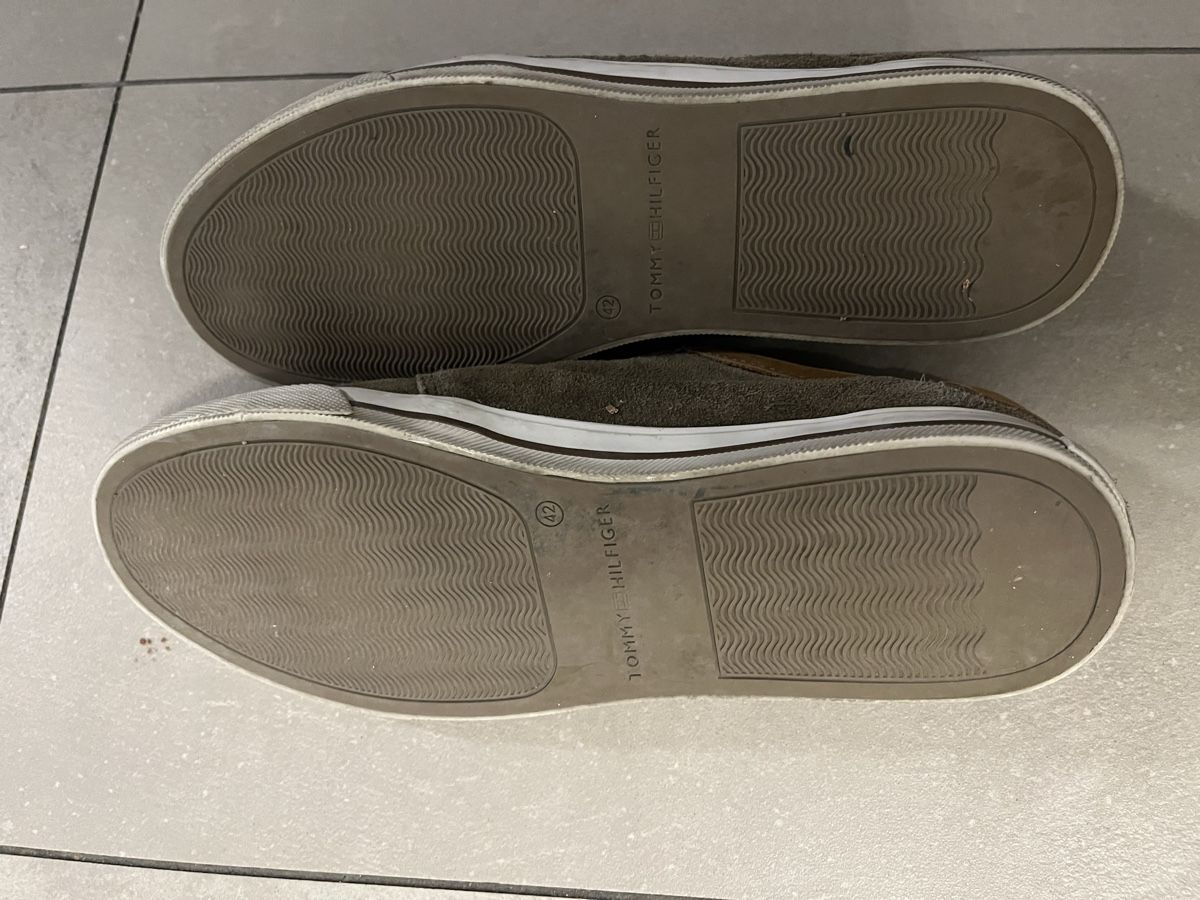 Scarpe da uomo: Tommy Hilfiger Schuhe Gr. 42 – Usato da Basel venduto da yaw_t2cm 2