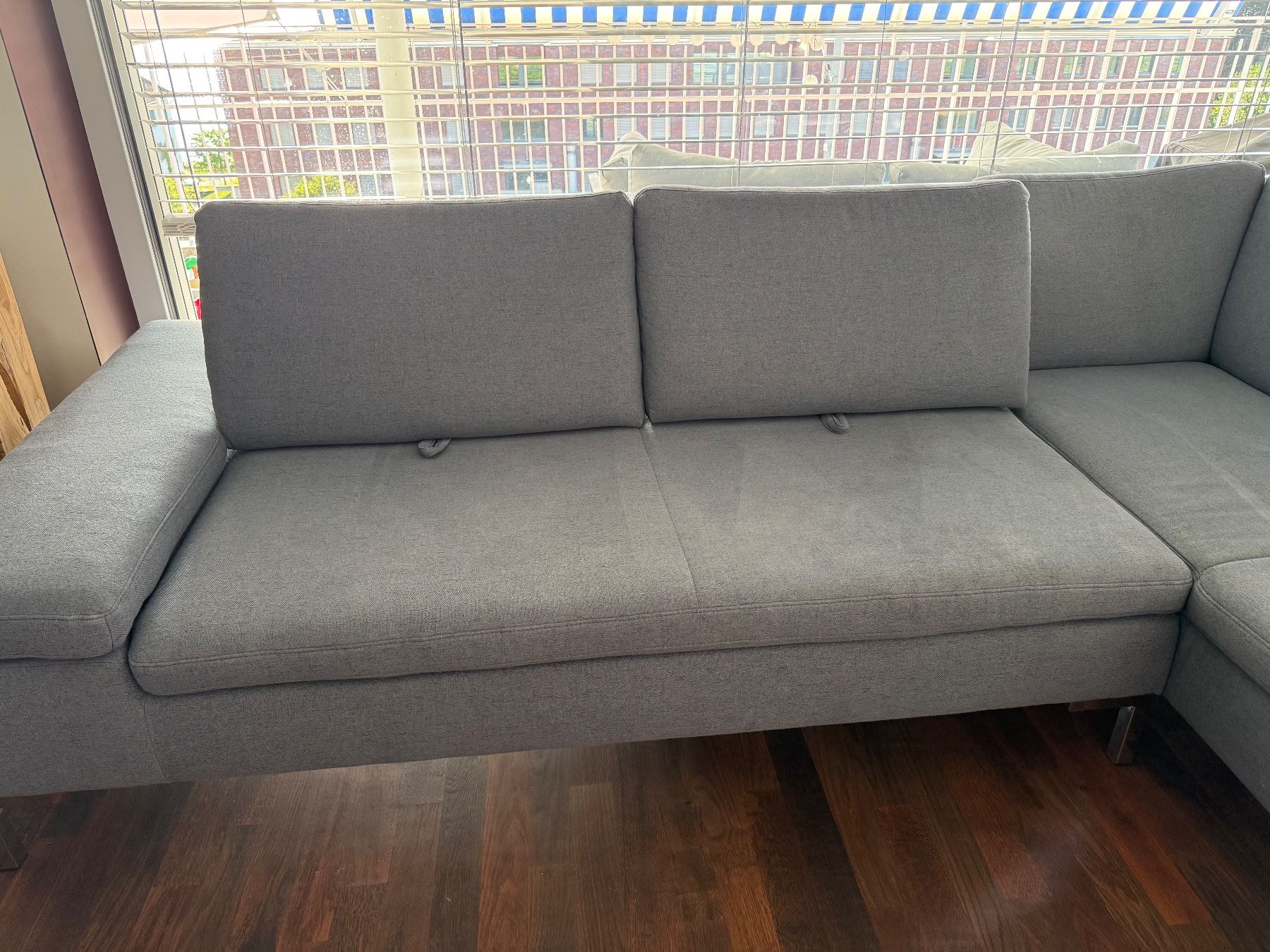 Sofas: Ecksofa aus Stoff, grau – D'occasion à Zug par snowwhite5 4