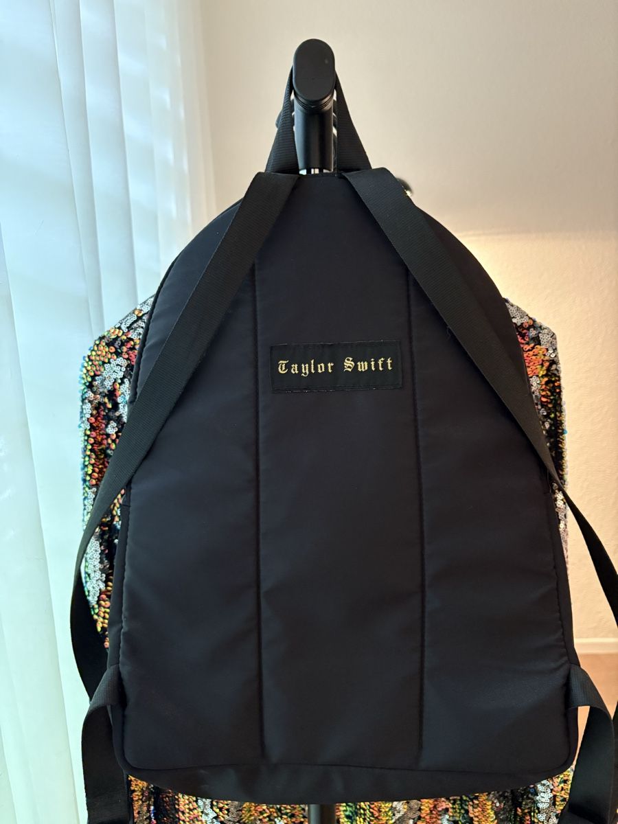 Zaini: Taylor Swift Reputation Backpack – Usato da Bern venduto da mar_hwz5 1