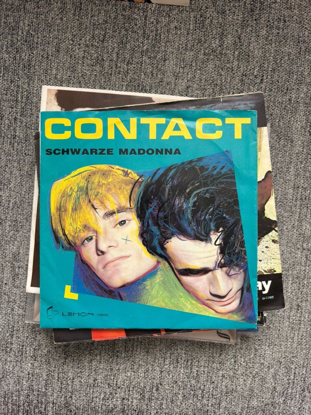 Vinyles: Contact - Schwarze Madonna – D'occasion à Zofingen par Bigron