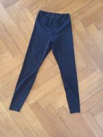 schwarze Sportleggins Grösse S, V Hosenbund