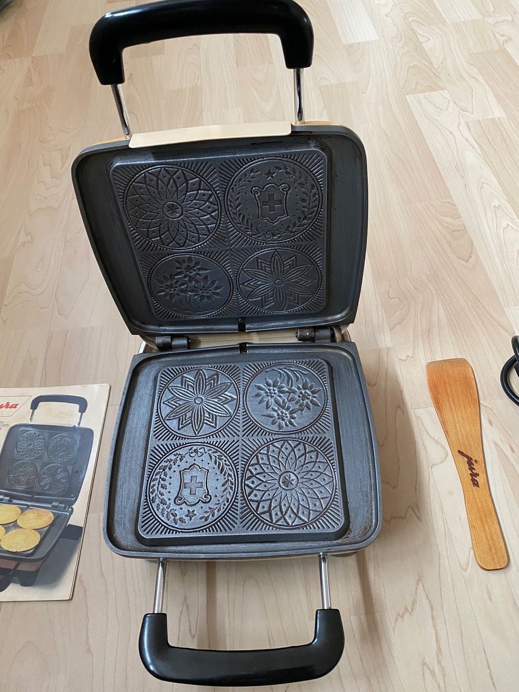 Jura Elettrodomestici da cucina: Jura Brezeleisen Typ 141 – Usato da Luzern venduto da Harikan 1