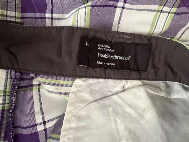 Peak Performance Pantaloni: Peak Performance shorts – Usato da Dallenwil venduto da ZD2019 3