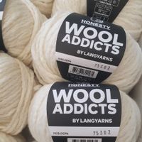 2 Kn. HONESTY Lang Yarns Fb. 94-75302 rohweiss