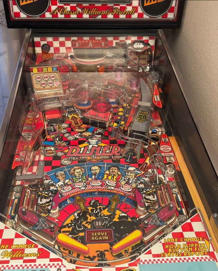 Williams Flipper: Diner Williams Pinball 1990 – Usato da Zürich venduto da Vinhanh 2