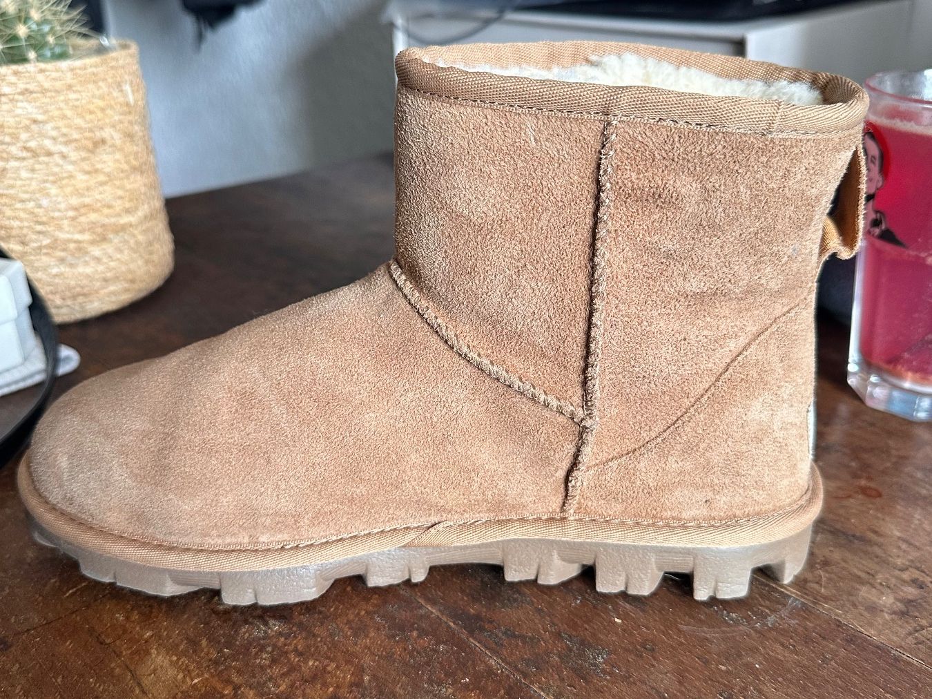 Ugg Scarpe da uomo: UGGS Boots – Usato da Zürich venduto da Naohmyxraphaela 1