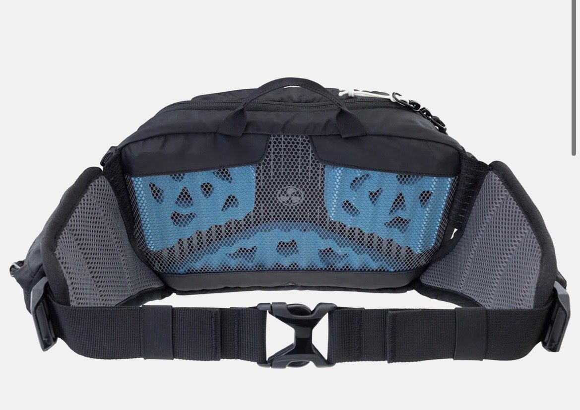 Evoc Zaini: Evog Hip Pack Race 3l – Usato da Gondiswil venduto da shaenu 5